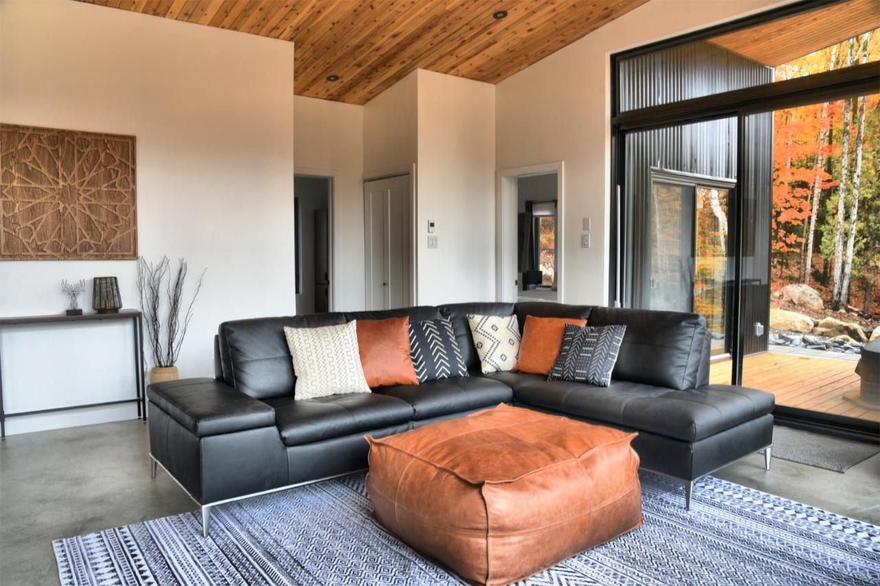 Kallm-Mont-Tremblant Chalet With Hot Tub, Pond & Beach On Private 7Acre Estate Lac-Superieur 外观 照片