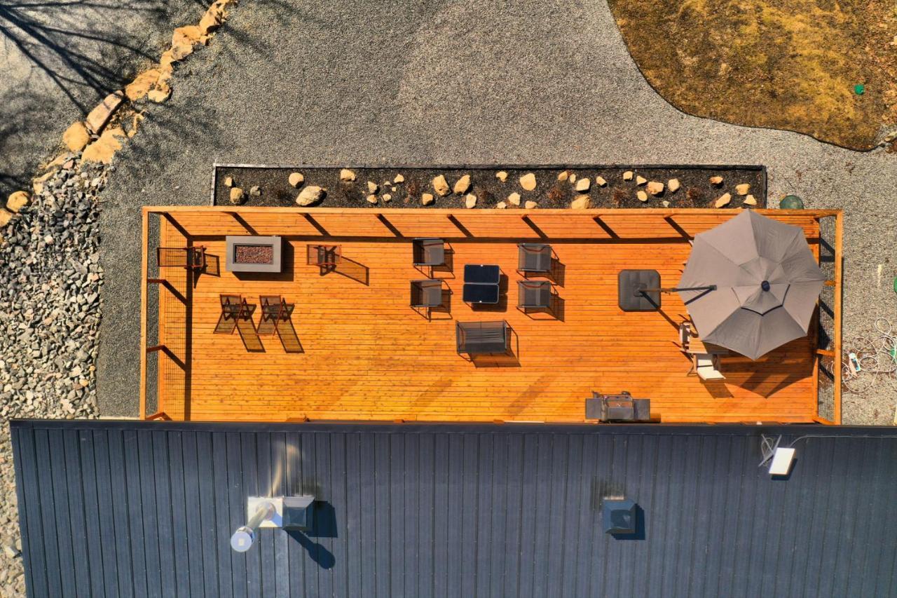 Kallm-Mont-Tremblant Chalet With Hot Tub, Pond & Beach On Private 7Acre Estate Lac-Superieur 外观 照片