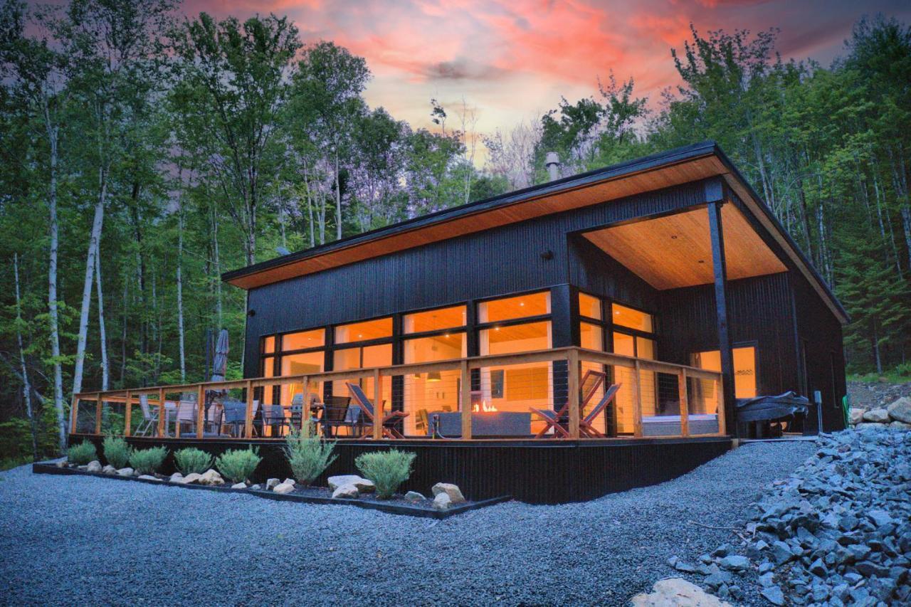 Kallm-Mont-Tremblant Chalet With Hot Tub, Pond & Beach On Private 7Acre Estate Lac-Superieur 外观 照片