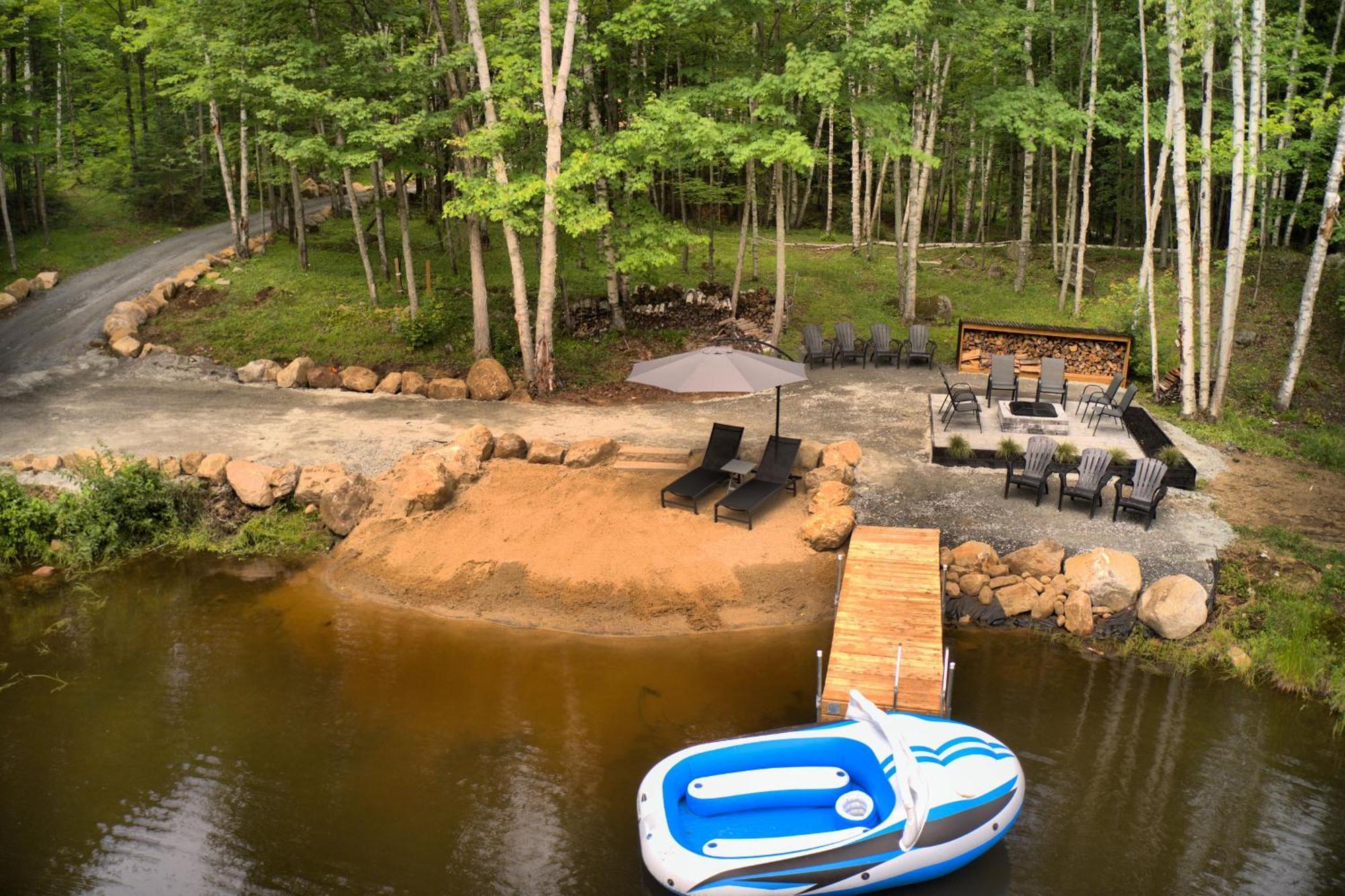 Kallm-Mont-Tremblant Chalet With Hot Tub, Pond & Beach On Private 7Acre Estate Lac-Superieur 外观 照片